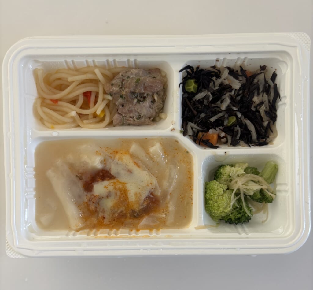 ７食を並べた写真