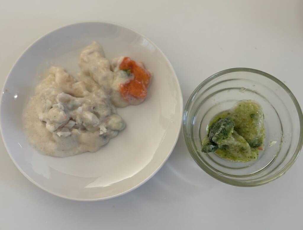 小皿に2回分に分けたところ